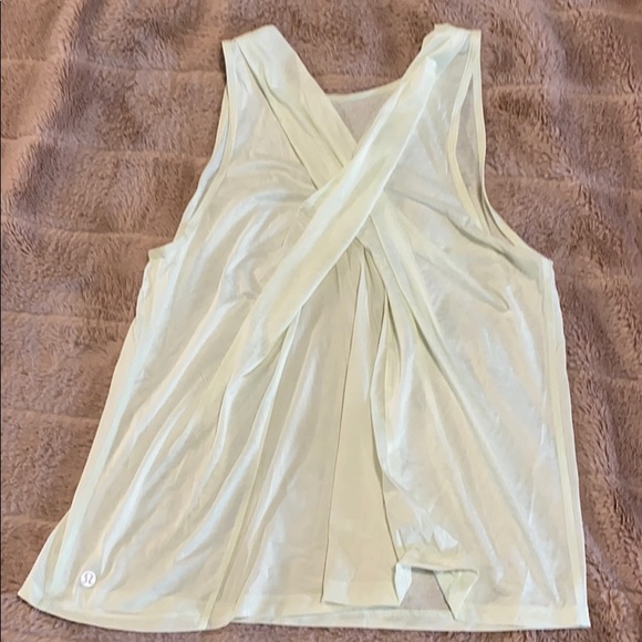 Lululemon soft yellow tank new without tags - Picture 2 of 3